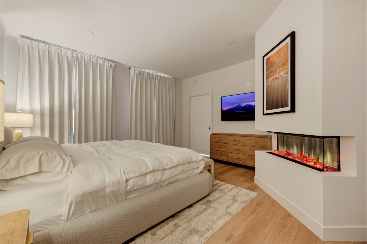 The Aspen at The Main Exchange — Primary Bedroom